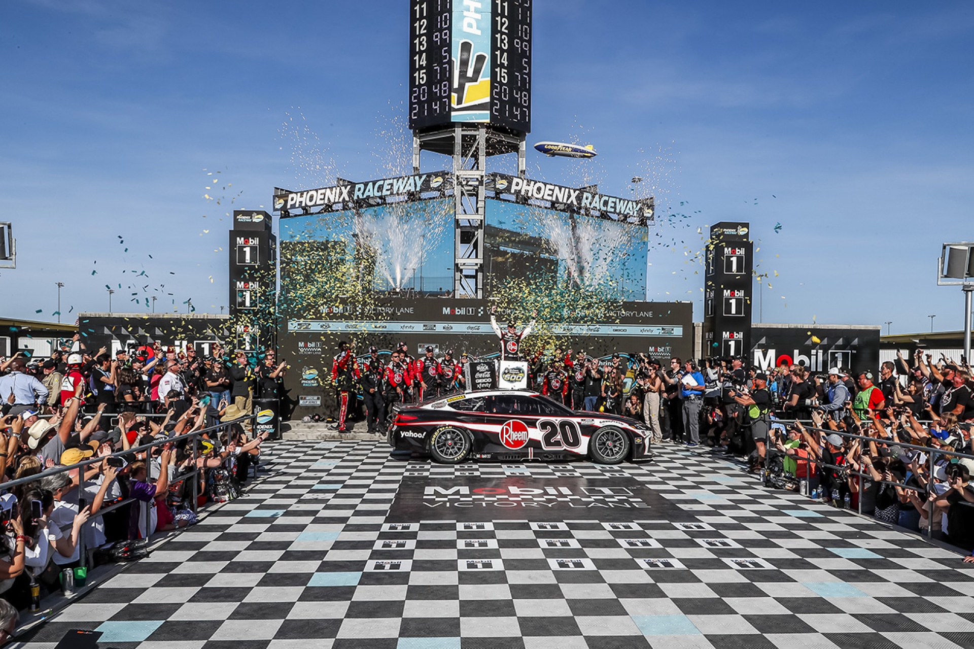 A SPRING TRAINING FAN’S GUIDE TO THE NASCAR CUP SERIES SPRING RACE