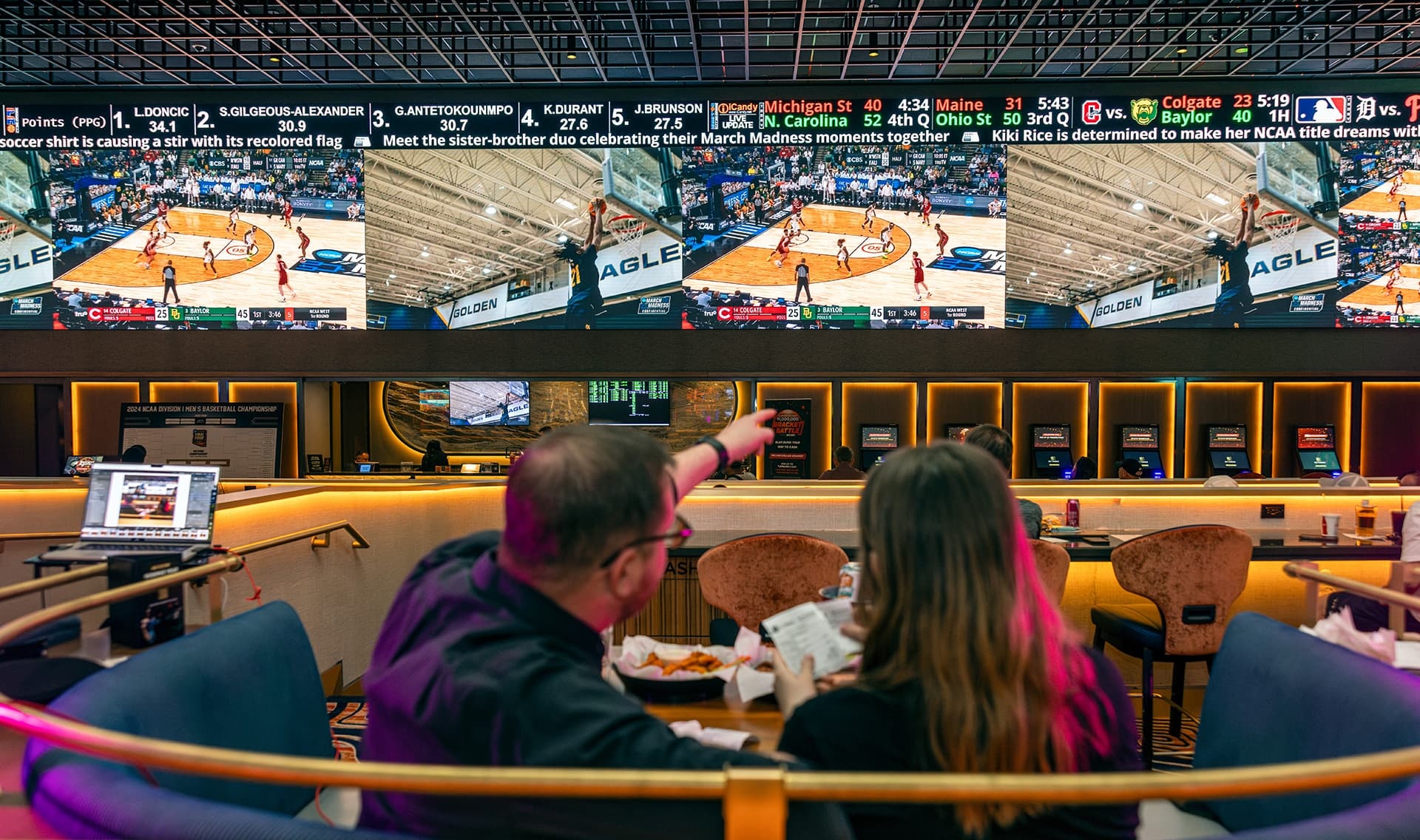 4 Places to Stay and Play in Phoenix and Scottsdale